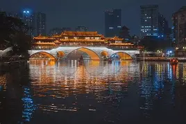 成都蓉城内部会议纪要流出——集结日伤情更新，英超使命明确，团队化学反应显著的简单介绍